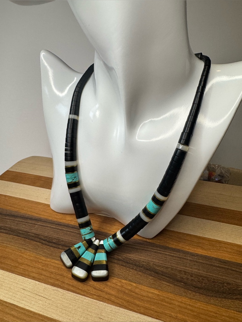 Beautiful preowned necklace
